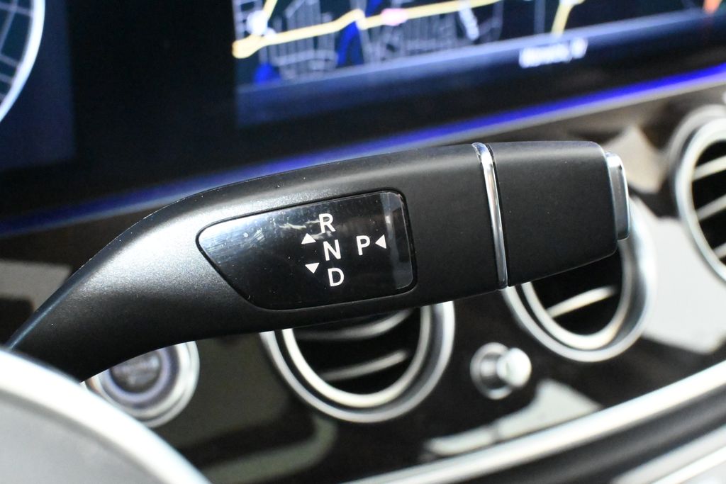 Thumbnail: 2020 Mercedes-Benz E-Class - 26