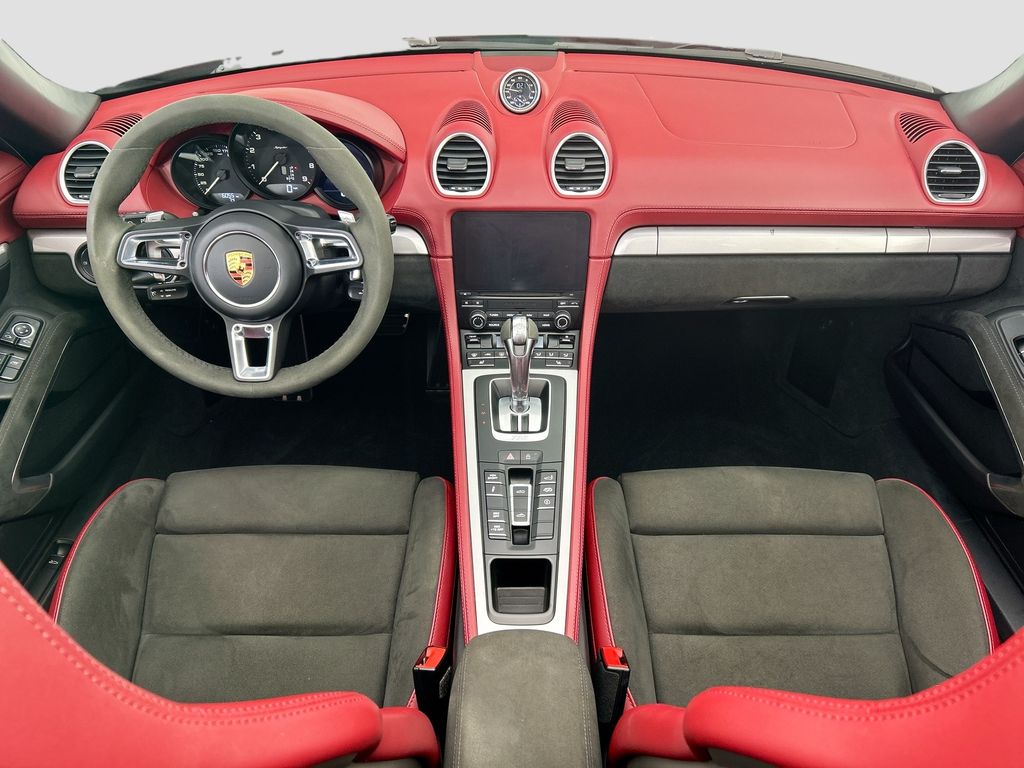 Thumbnail: 2021 Porsche  - 13