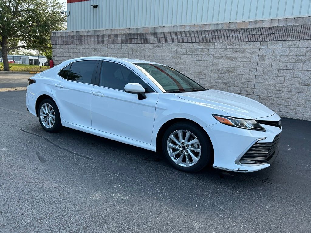 2023 Toyota Camry LE 7