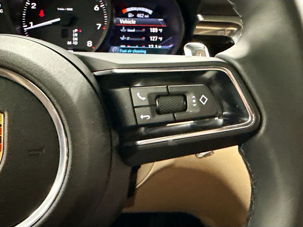 Thumbnail: 2025 Porsche Macan - 14