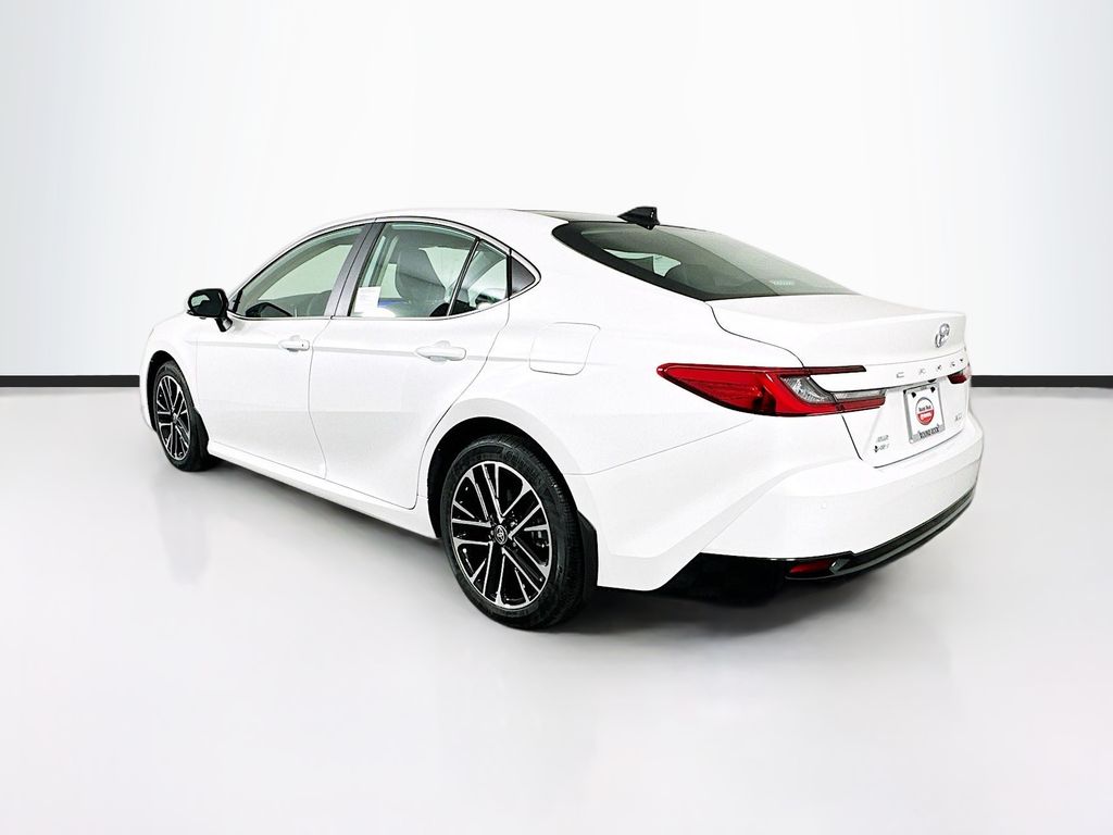 2025 Toyota Camry XLE 7