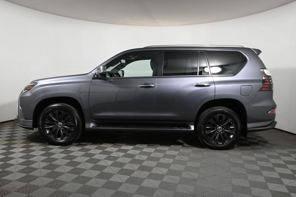 2023 Lexus GX 460 2