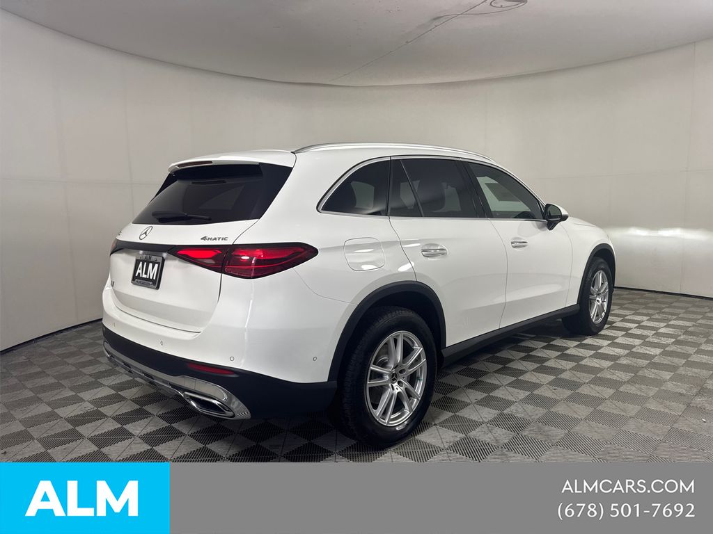 Used 2025 White Mercedes-Benz GLC 300 image 5