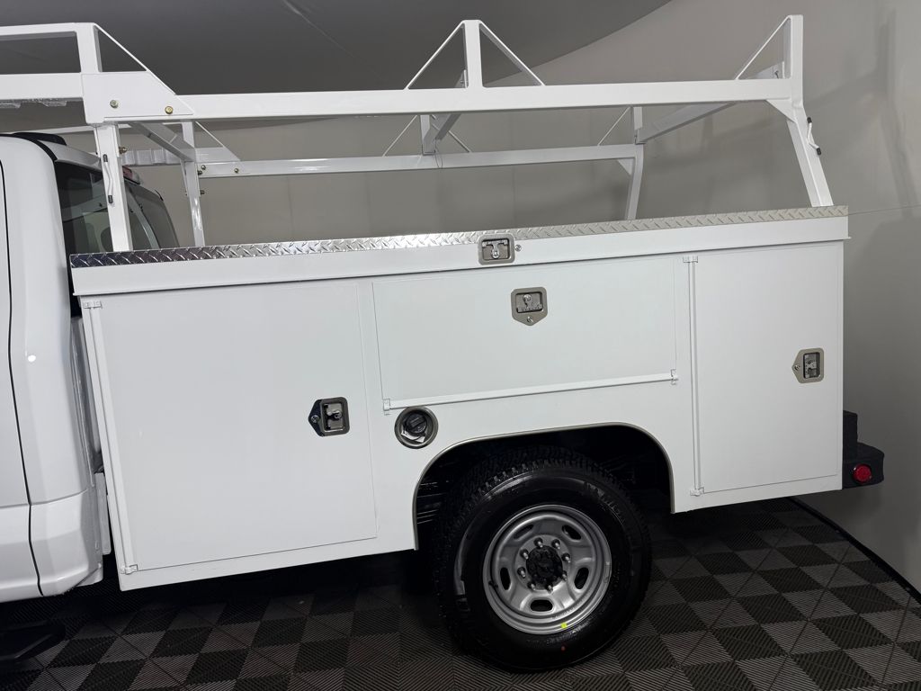 2026 Ford F-250 Crew Cab 4WD Cab Chassis for sale #9F0452 - photo 21