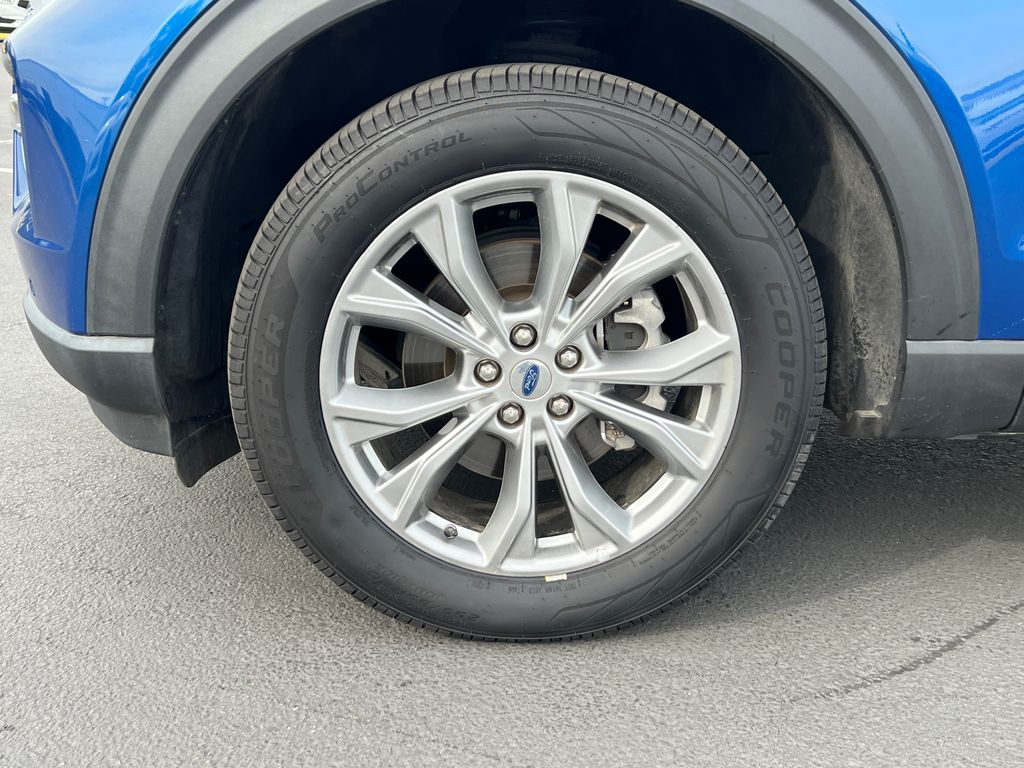 Thumbnail: 2023 Ford Explorer - 6