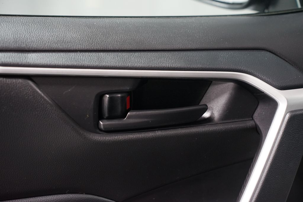 Thumbnail: 2024 Toyota RAV4 - 29