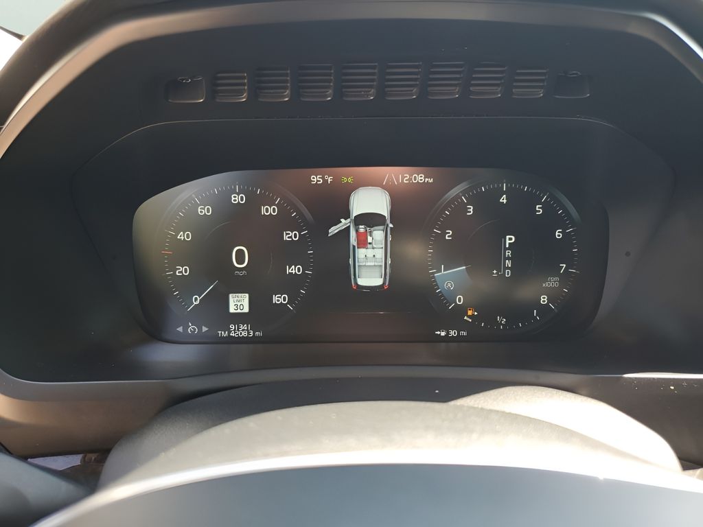 Used Car 2017 Volvo Xc90  T5 Momentum For Sale Under $15,000 In Austin, Texas