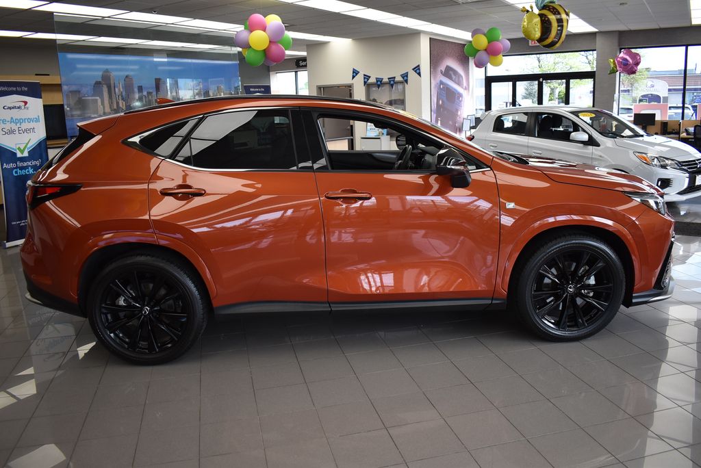 2024 Lexus NX  4