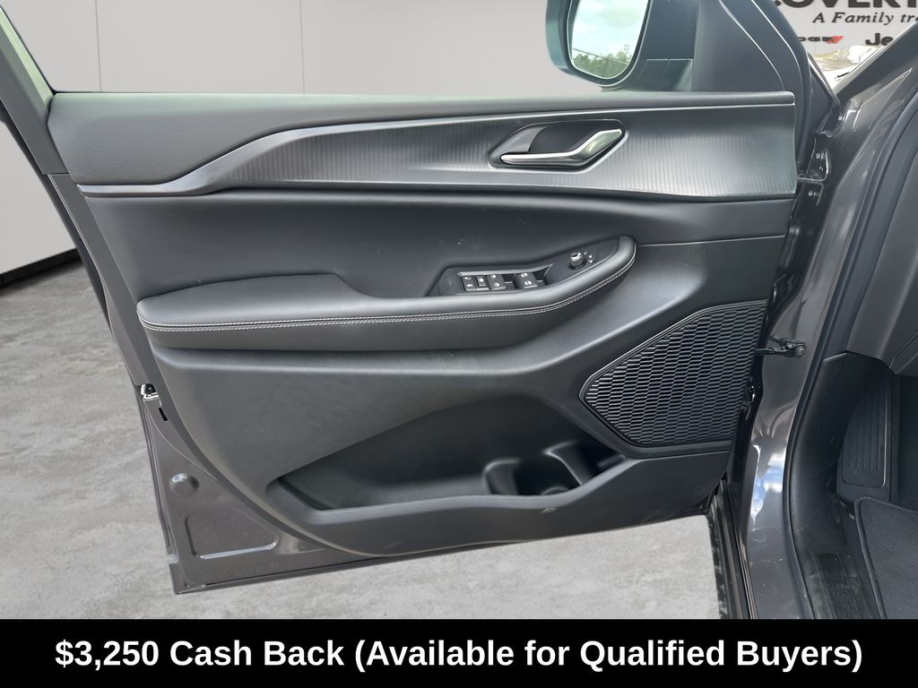 New Car 2025 Jeep Grand Cherokee  For Sale Under $40,000 In Austin, Texas