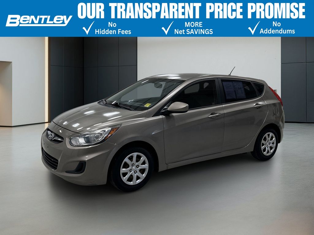 Mocha Bronze 2013 Hyundai Accent Hatchback Front-Wheel Drive 6-Speed Automatic Overdrive