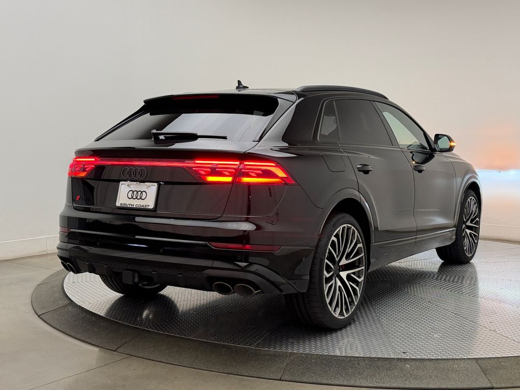 Thumbnail: 2026 Audi SQ8 - 7