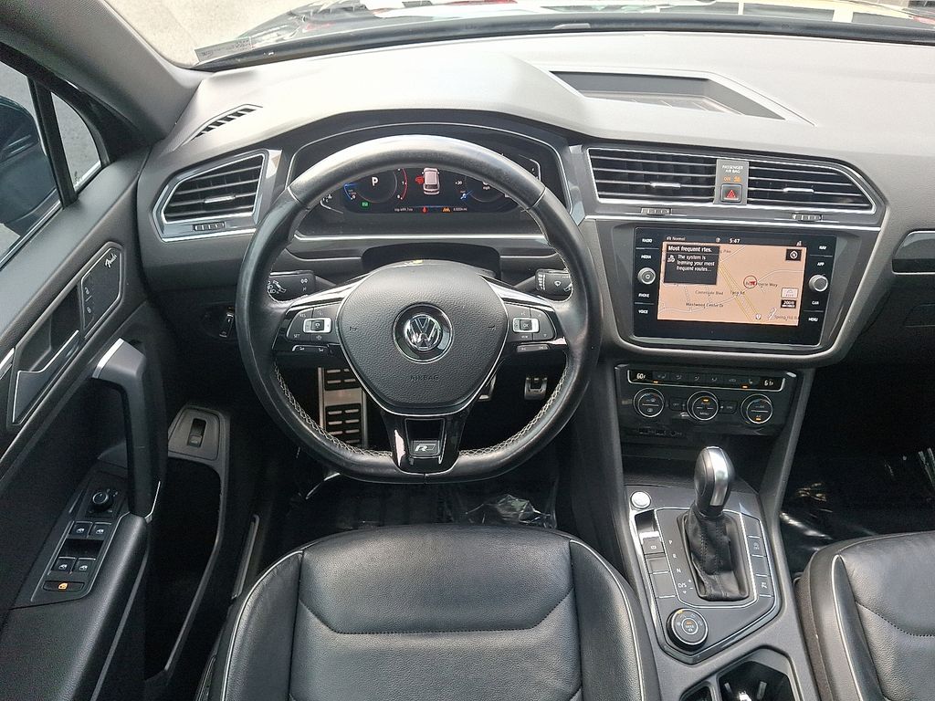 Thumbnail: 2020 Volkswagen Tiguan - 11