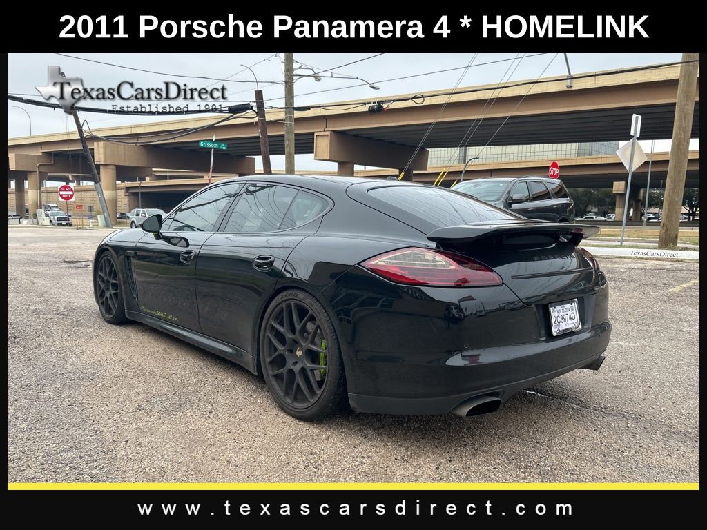 2011 Porsche Panamera 4 11