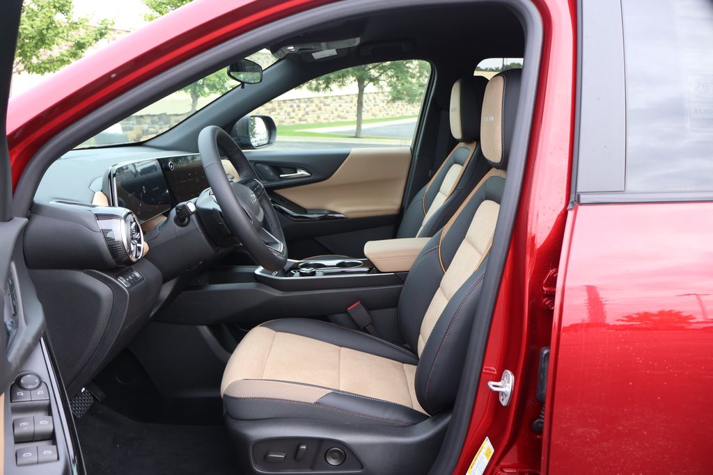 Thumbnail: 2026 Chevrolet Equinox - 14