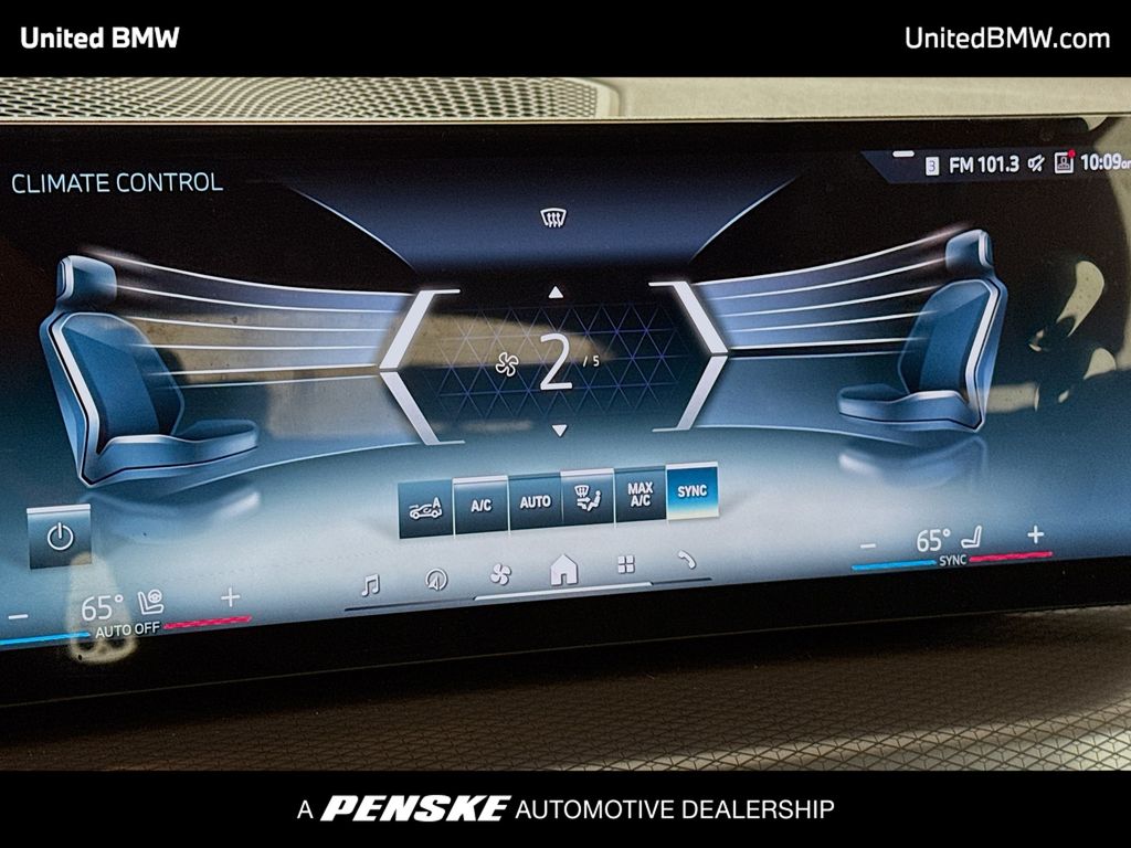 Thumbnail: 2025 BMW i4 - 11