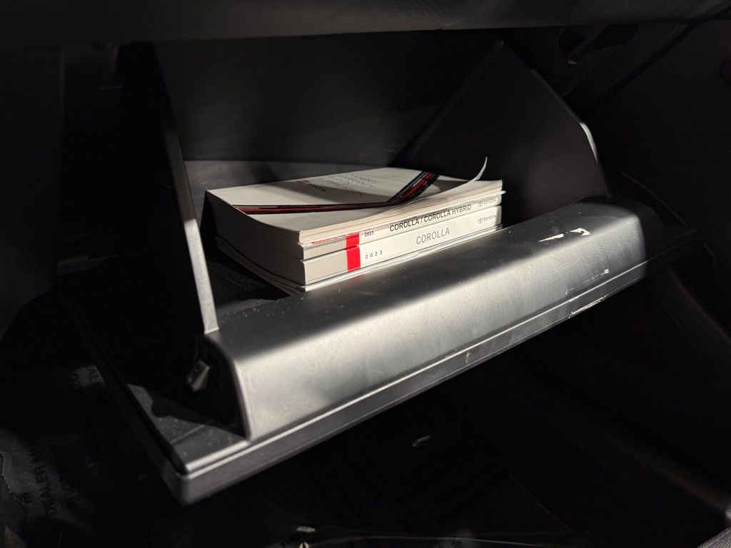 Thumbnail: 2023 Toyota Corolla - 25