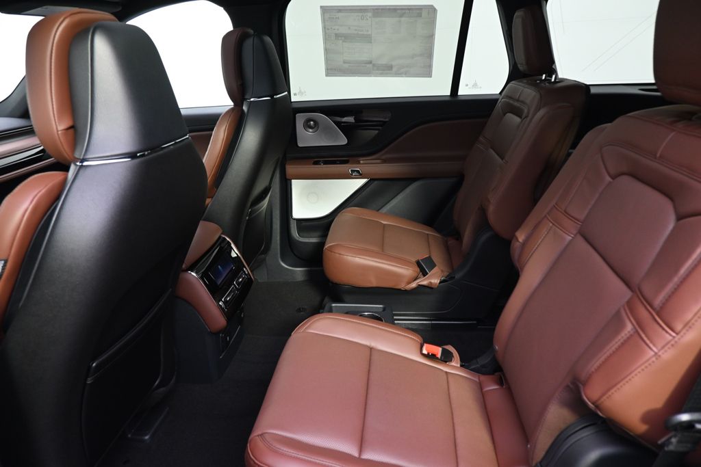 New 2026 White Lincoln Reserve image 21