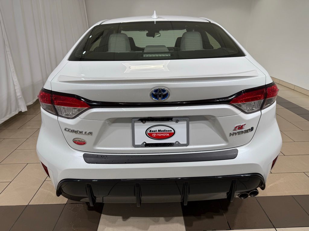 Thumbnail: 2024 Toyota Corolla - 4