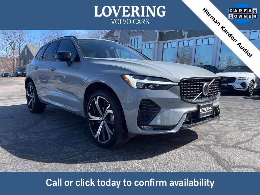2024 Volvo XC60 B5 Ultimate Dark Theme AWD
