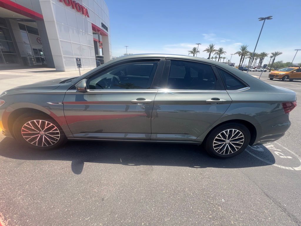 Thumbnail: 2019 Volkswagen Jetta - 6