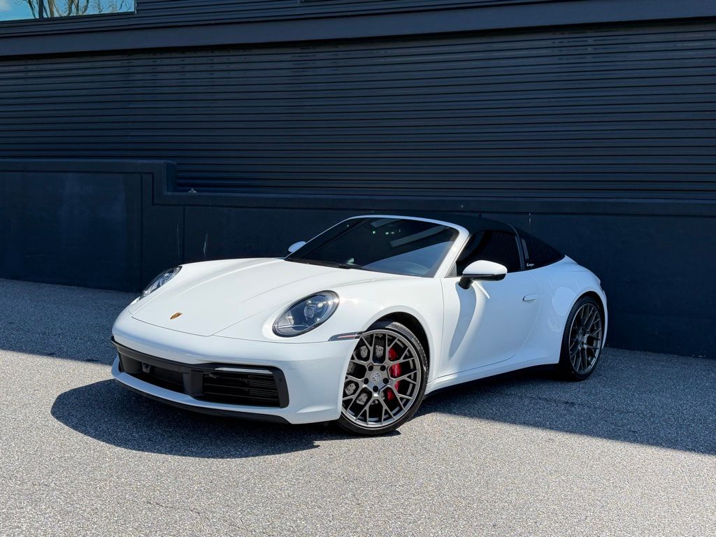 Carrara White Metallic 2022 Porsche 911 Targa 4S Cabriolet AWD Convertible All-Wheel Drive 8-Speed Automatic