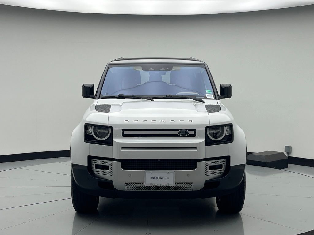 Thumbnail: 2022 Land Rover Defender - 2
