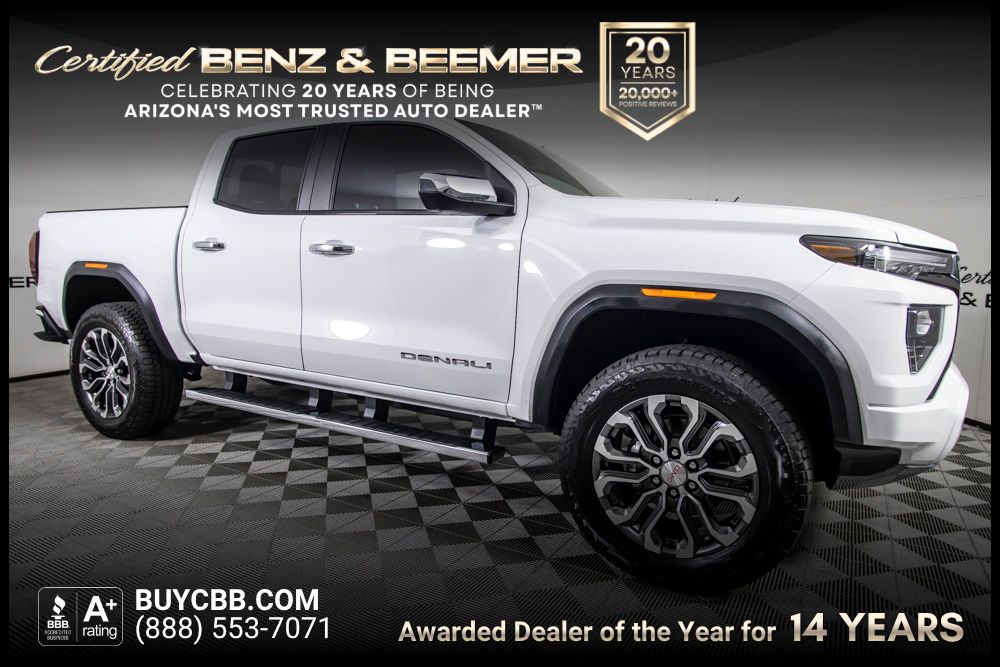 Summit White 2026 GMC Canyon Pickup Truck Four-Wheel Drive 8-Speed Automatic