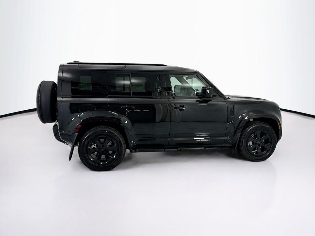 Thumbnail: 2026 Land Rover Defender - 4