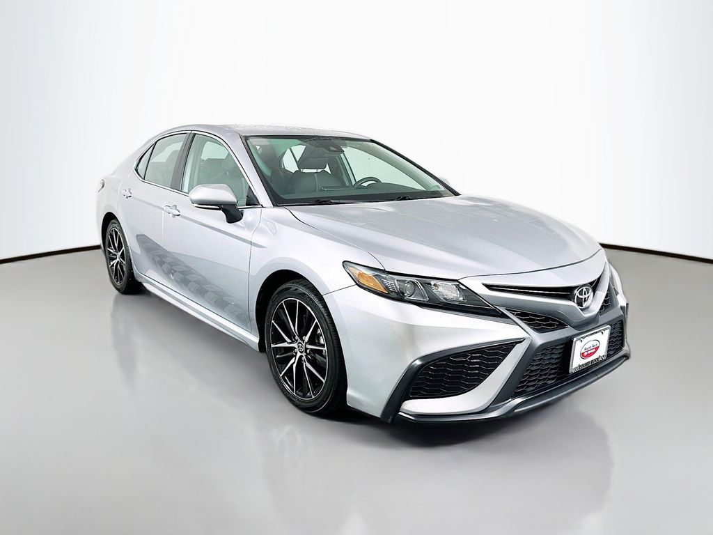 Thumbnail: 2024 Toyota Camry - 3