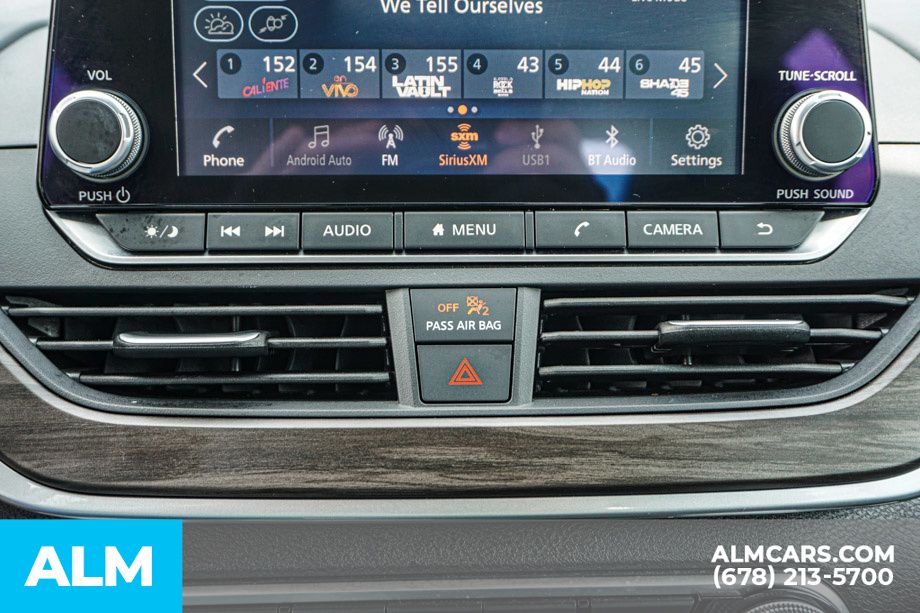 Used 2025 Red Nissan 2.5 SV image 38