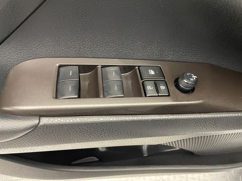 2024 Toyota Camry LE 10
