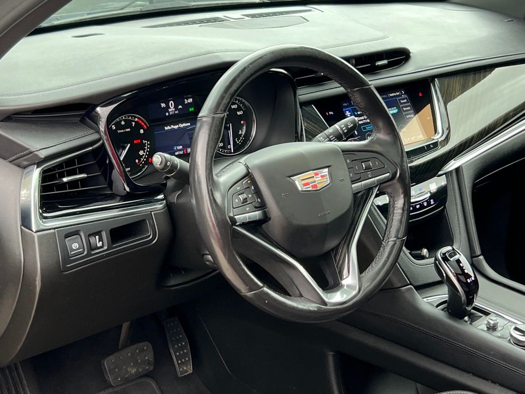 2022 Cadillac XT6 Premium Luxury - 6