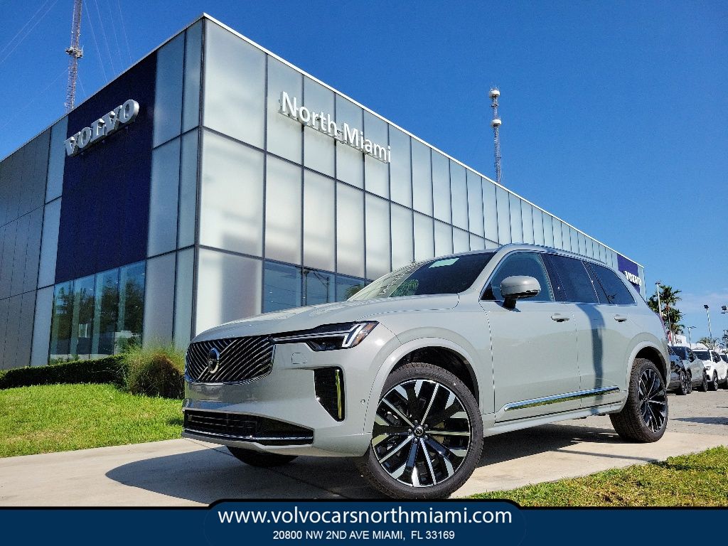 2026 Volvo XC90 B6 Plus 7-Seater