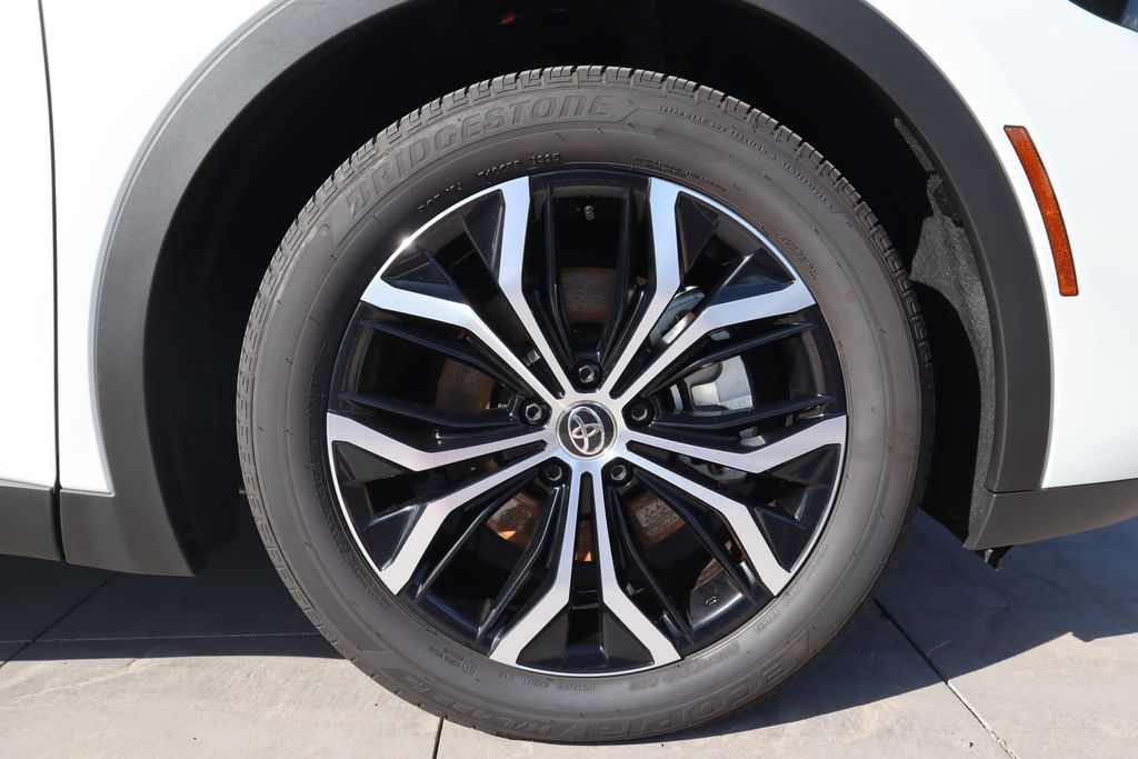 Thumbnail: 2026 Toyota Crown - 31