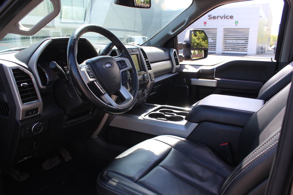 2020 Ford F-350 Lariat 10