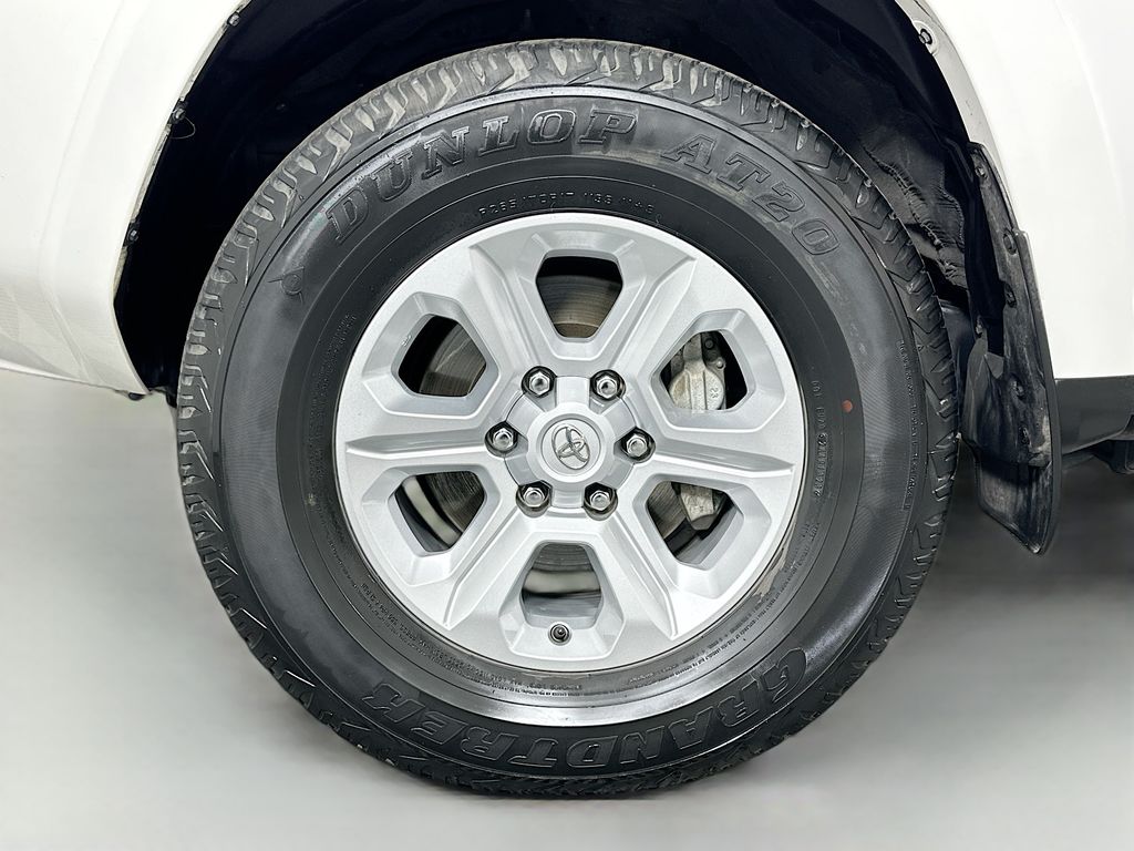 2023 Toyota 4Runner SR5 31