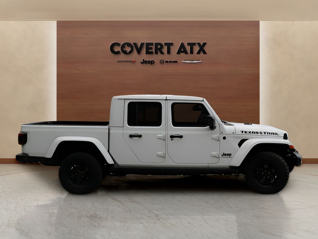 Used Car 2025 Jeep Gladiator  Texas Trail For Sale Under $50,000 In Austin, Texas