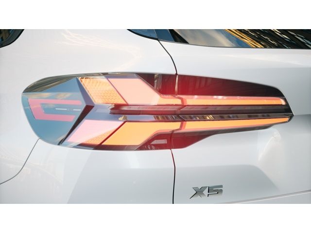 Thumbnail: 2026 BMW X5 - 8