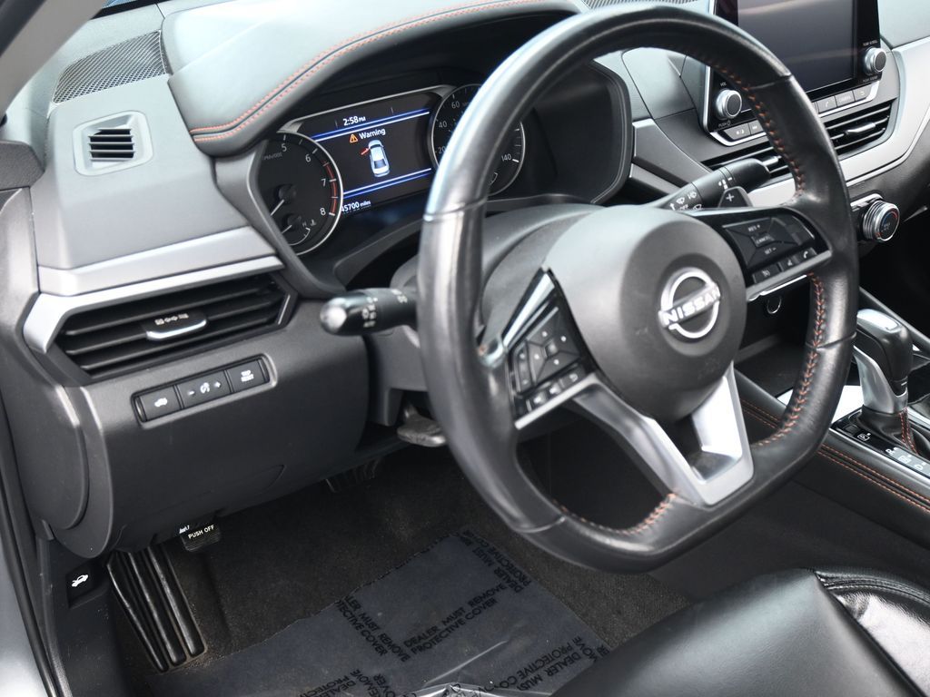 Used 2024 Gun Metallic Nissan 2.5 SR image 15