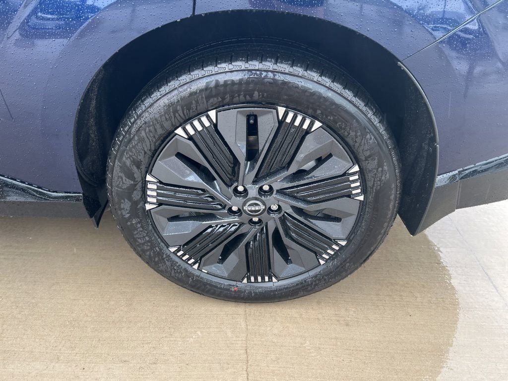 2025 Deep Ocean Blue Pearl/Super Black Nissan Murano Platinum AWD SUV