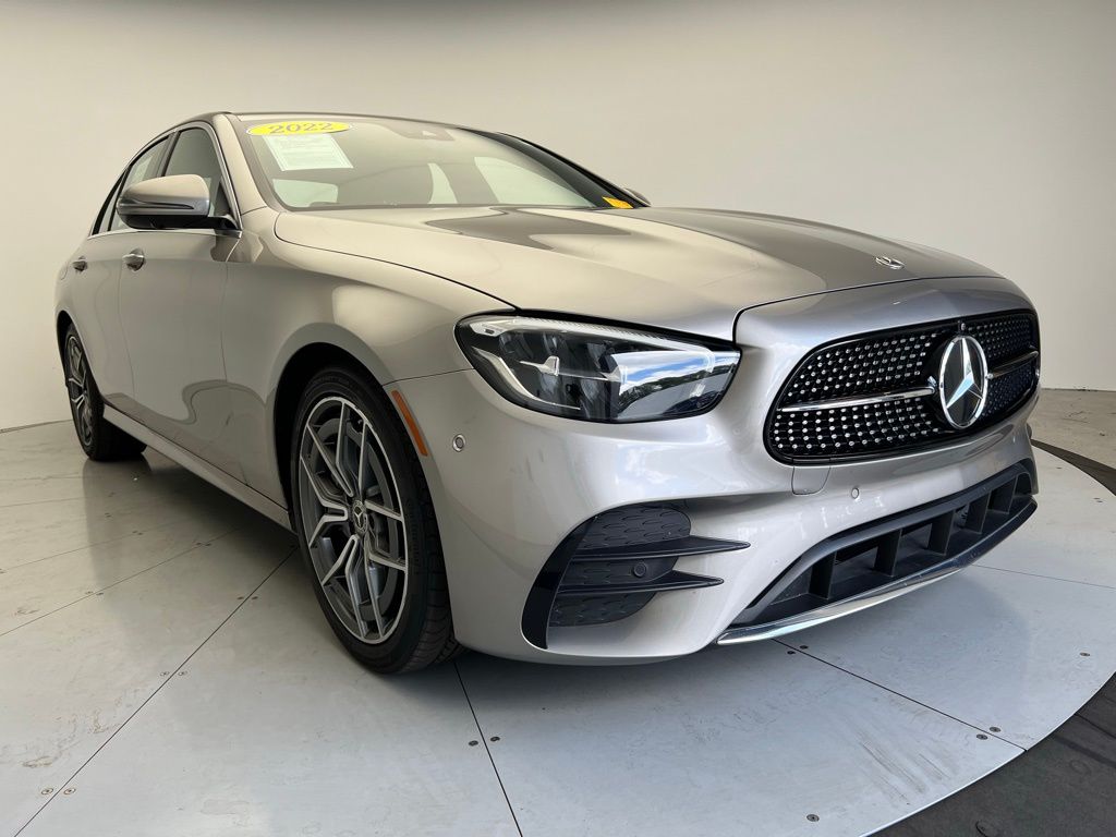 Thumbnail: 2022 Mercedes-Benz E-Class - 2