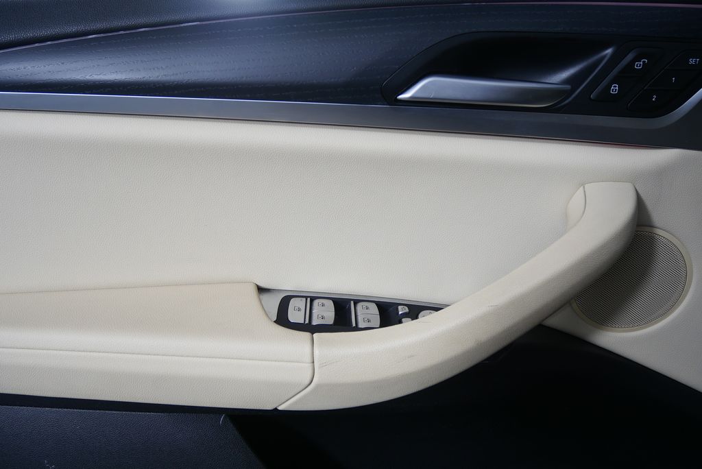 Thumbnail: 2024 BMW X3 - 8