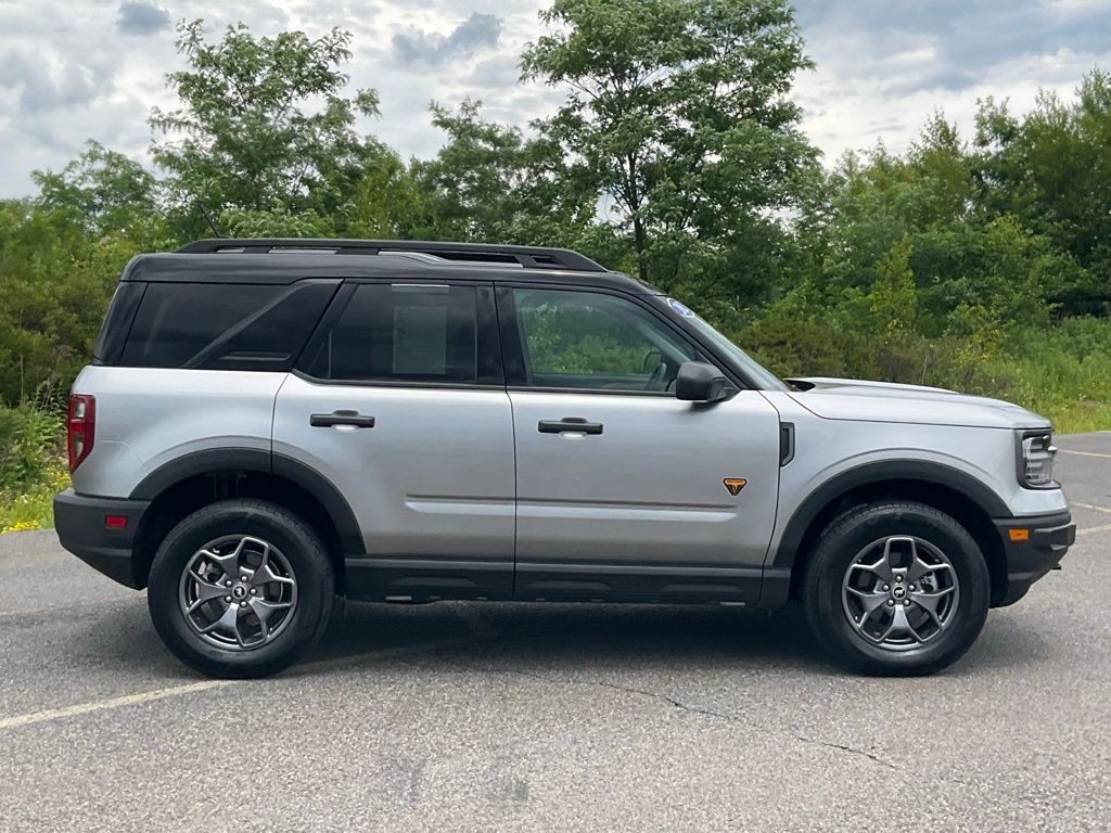 Used 2023 Silver Ford Badlands image 30