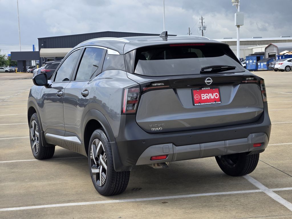 2026 Nissan Kicks SV - 5