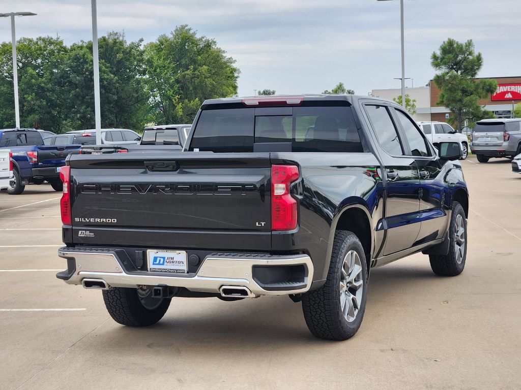2026 Chevrolet Silverado LT photo 2