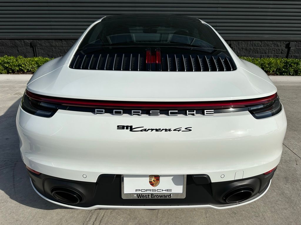 2024 Porsche 911 Carrera S 11