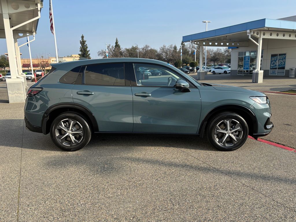 Thumbnail: 2023 Honda HR-V - 4