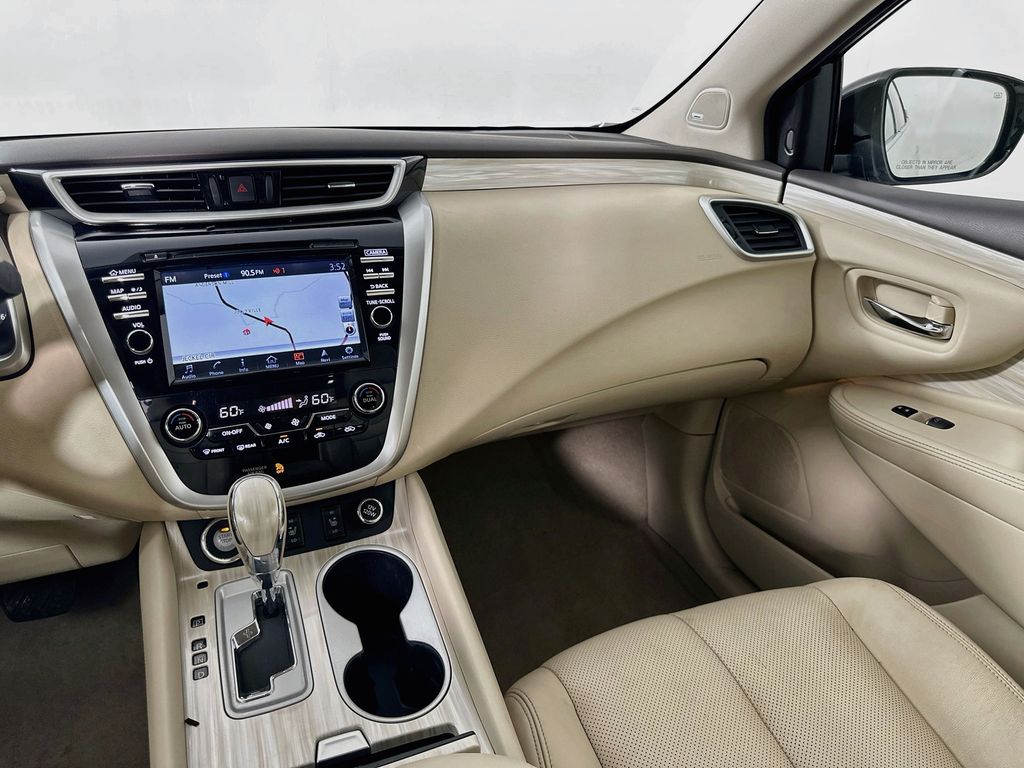 Thumbnail: 2015 Nissan Murano - 23