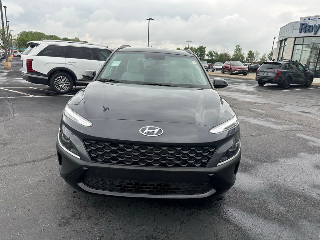 Used 2023 GRAY Hyundai SEL image 3