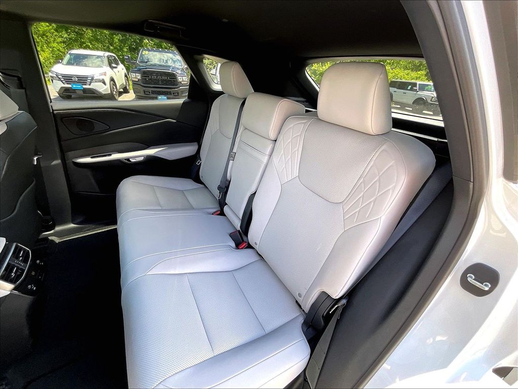2024 Lexus RX — photo 14